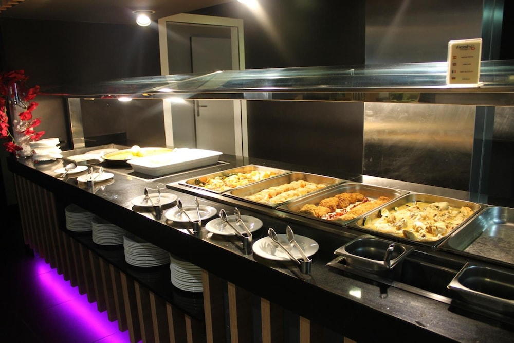 Flash Hotel Benidorm - Adults Only photo3