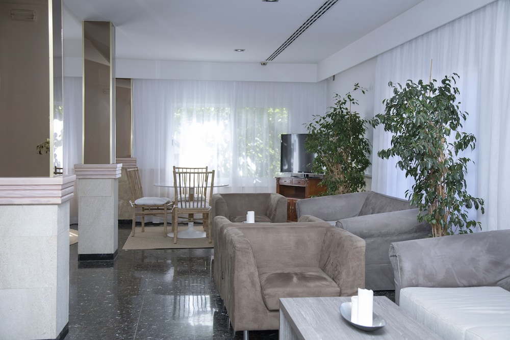 Hotel ROC Oberoy Adults Only +16 47/64