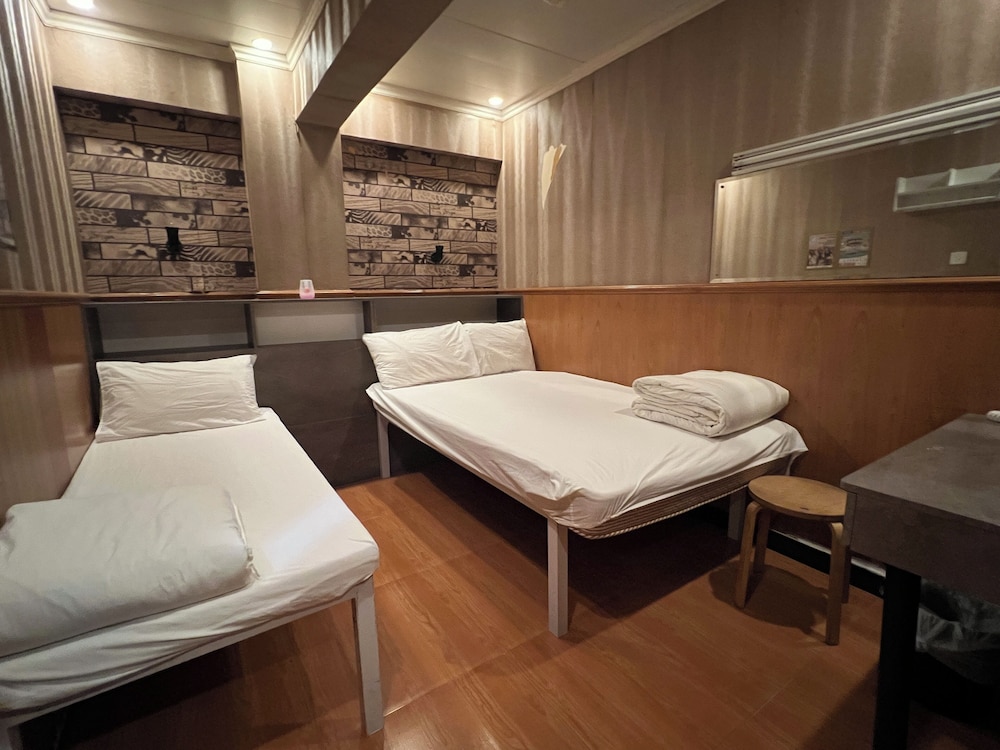 HK Peaceful Guesthouse 16/32