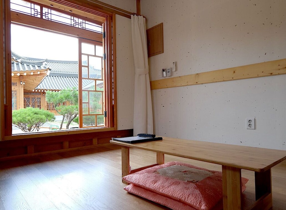 Gyeongju Hwangnamkwan Hanok Hotel 21/40