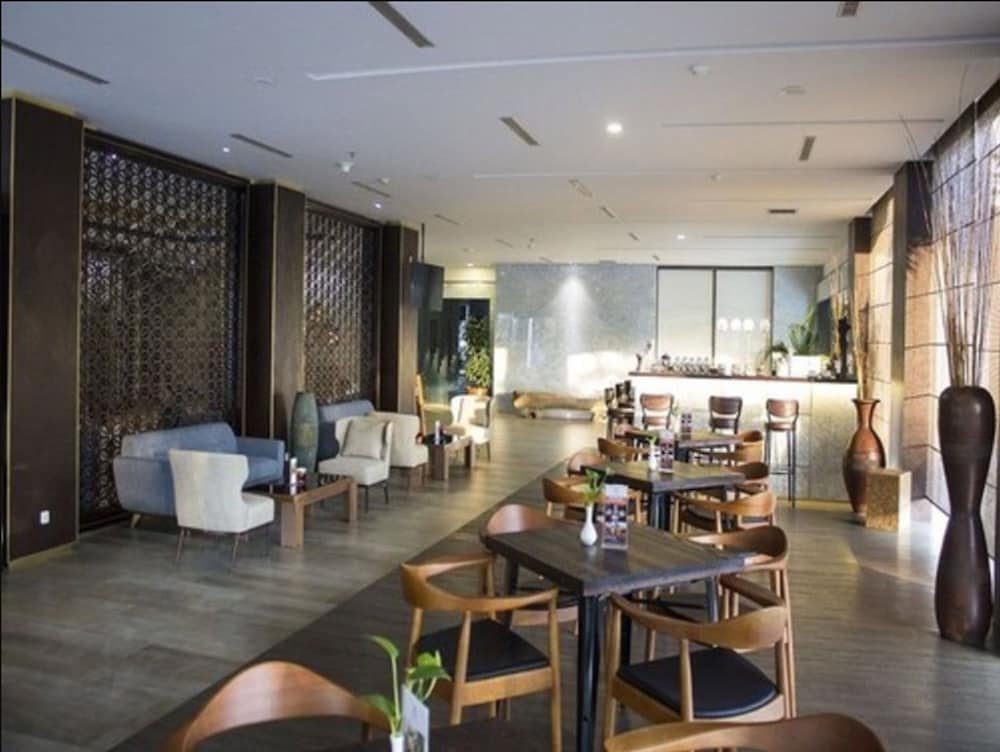 Rattan Inn Banjarmasin 17/24