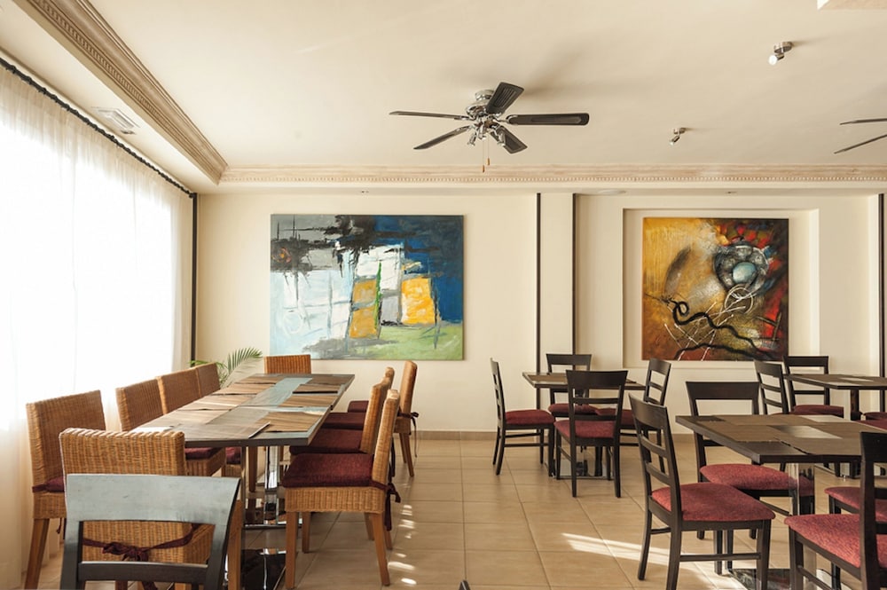 La Aldea Suites Hotel 34/50