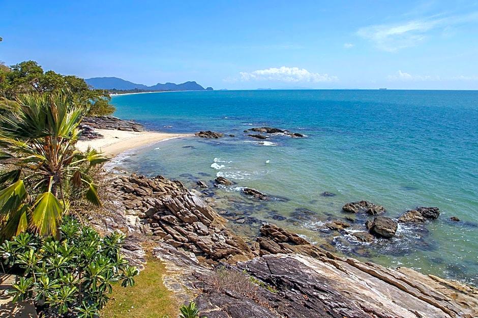 Khanom Hill Resort 20/50