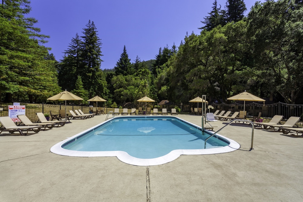 Big Sur Lodge 7/67