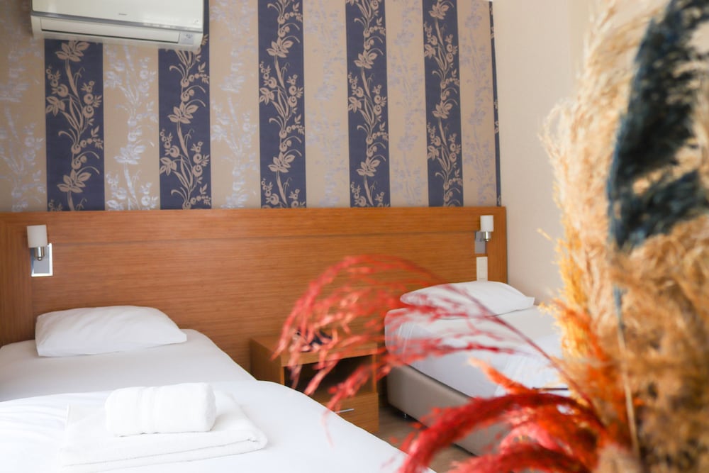 Sirius Mi Hotel 24/50