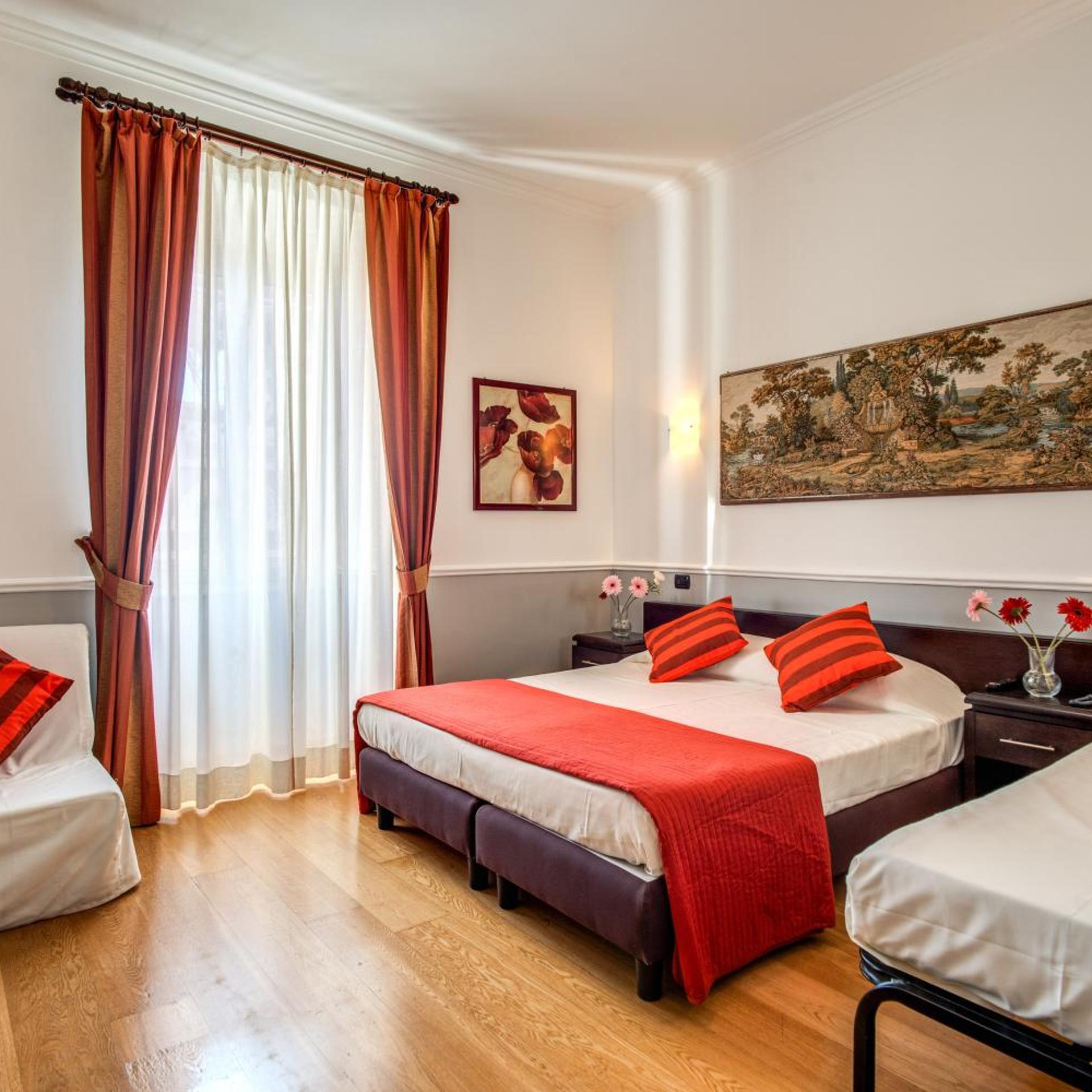 غرفة رباعية، Everest Inn Rome 6/10