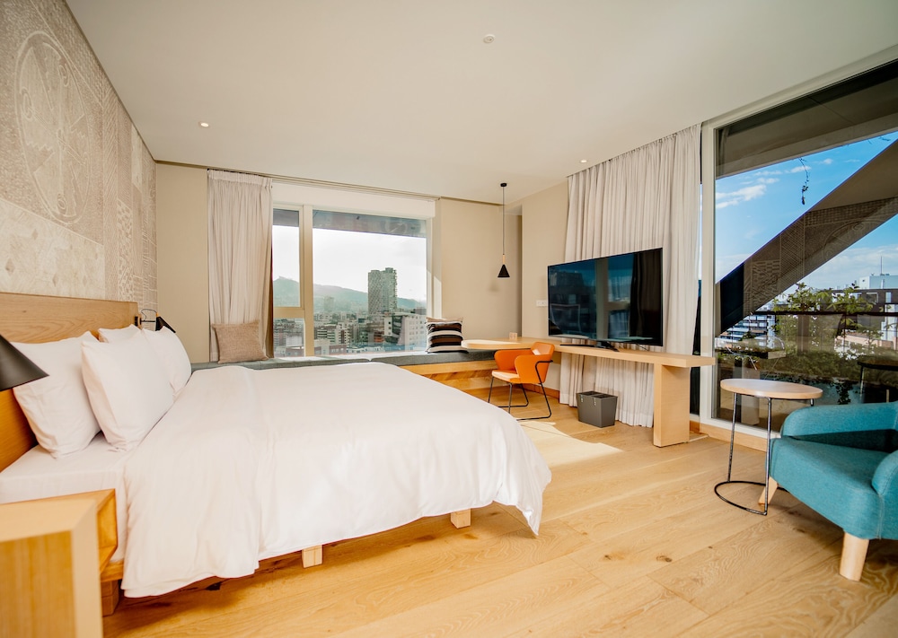 Go Quito Hotel 10/50