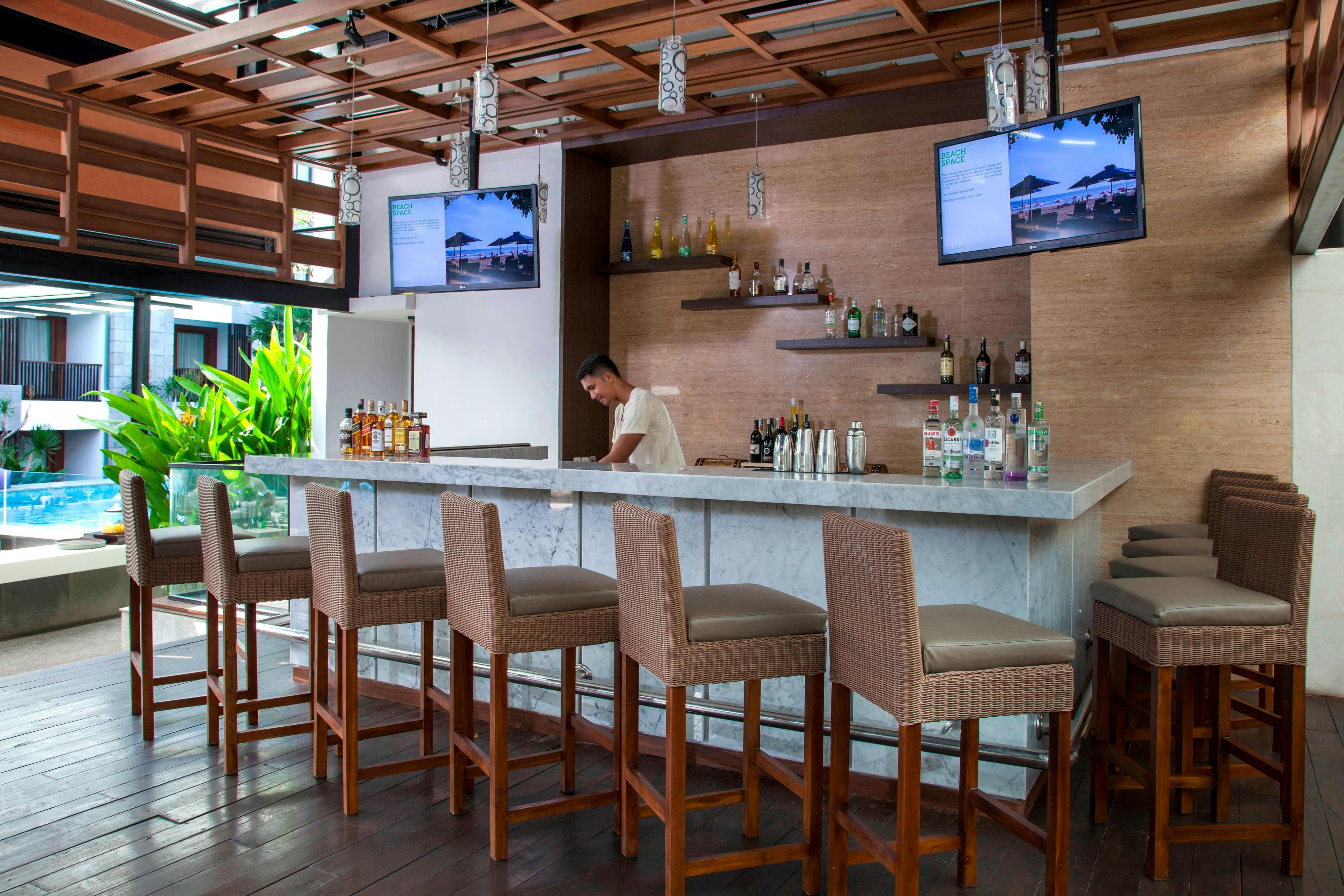 Courtyard By Marriott Bali Seminyak Resort 38/48