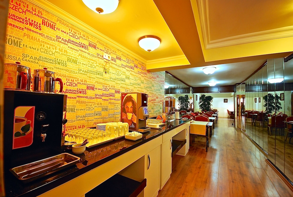 Hotel Mithat 44/60