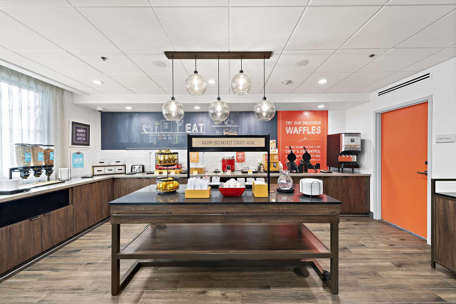 restaurant cafeteria