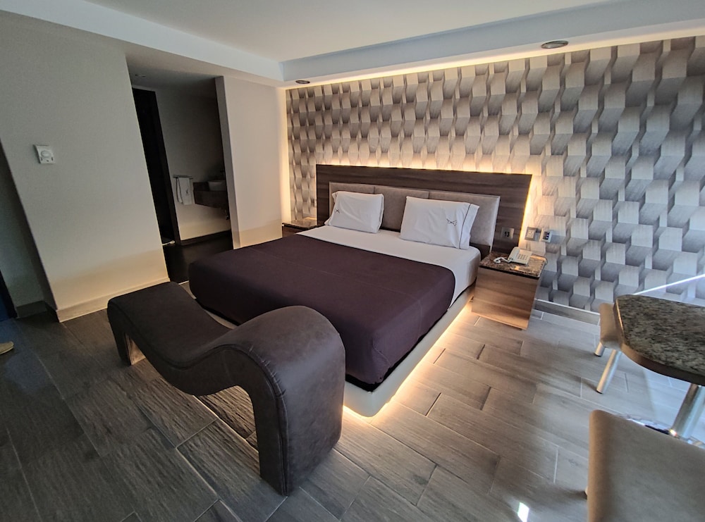 Motel Nuevo Tijuana - Adults Only 8/20