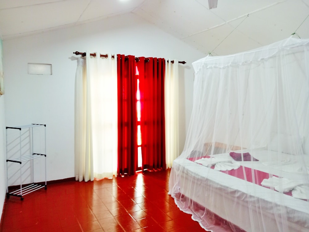Darwins Beach Resort 13/50