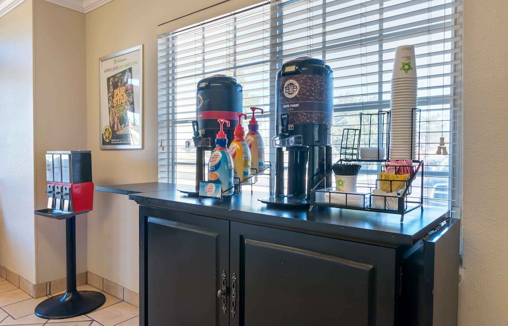 Extended Stay America - Kansas City - Shawnee Mission 7/35