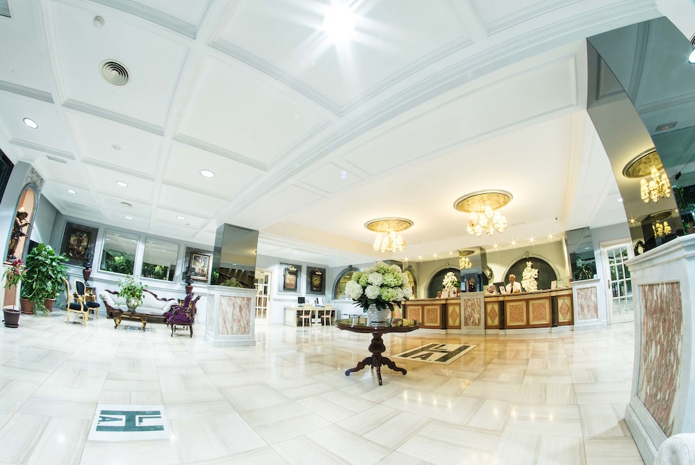 Hotel Los Angeles & Spa 4/50
