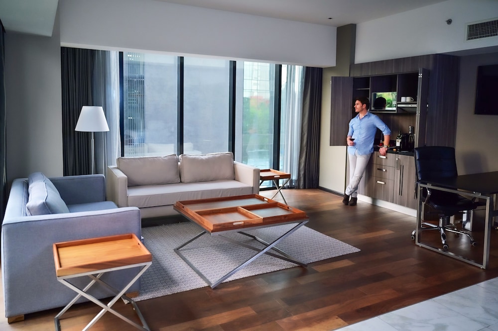 Krystal Grand Suites Insurgentes 45/67