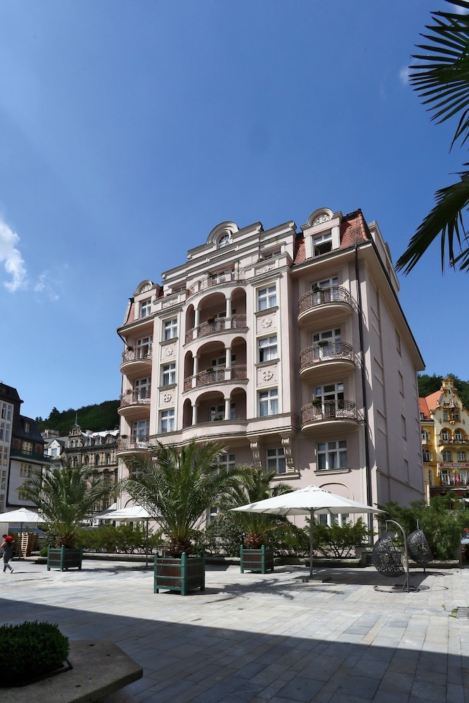 ASTORIA Hotel & Medical Spa, Depandance Wolker 6/71