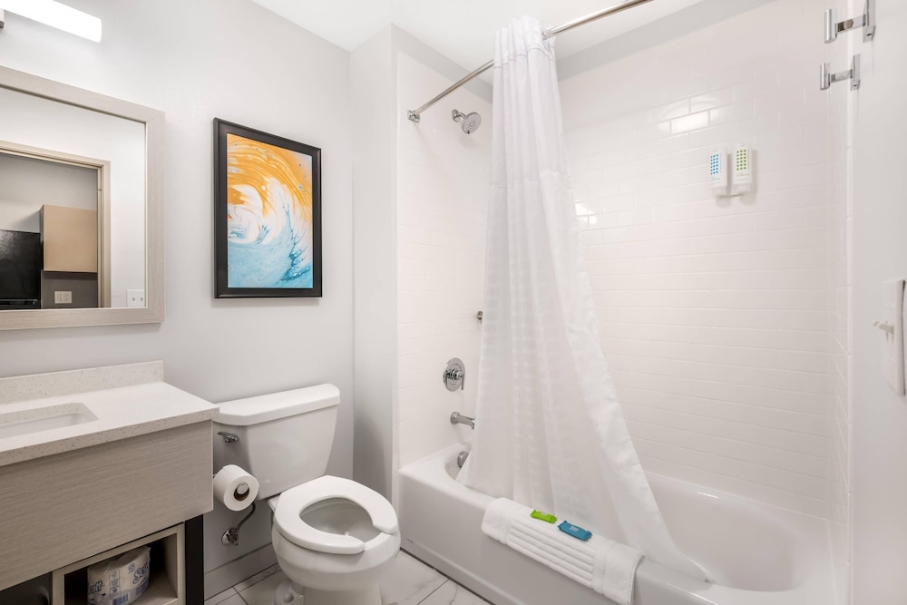 MainStay Suites Harrisburg Airport - Hershey South 33/35