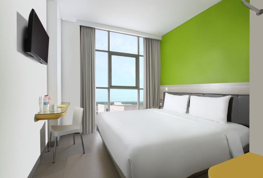 Smart, Queen Bed