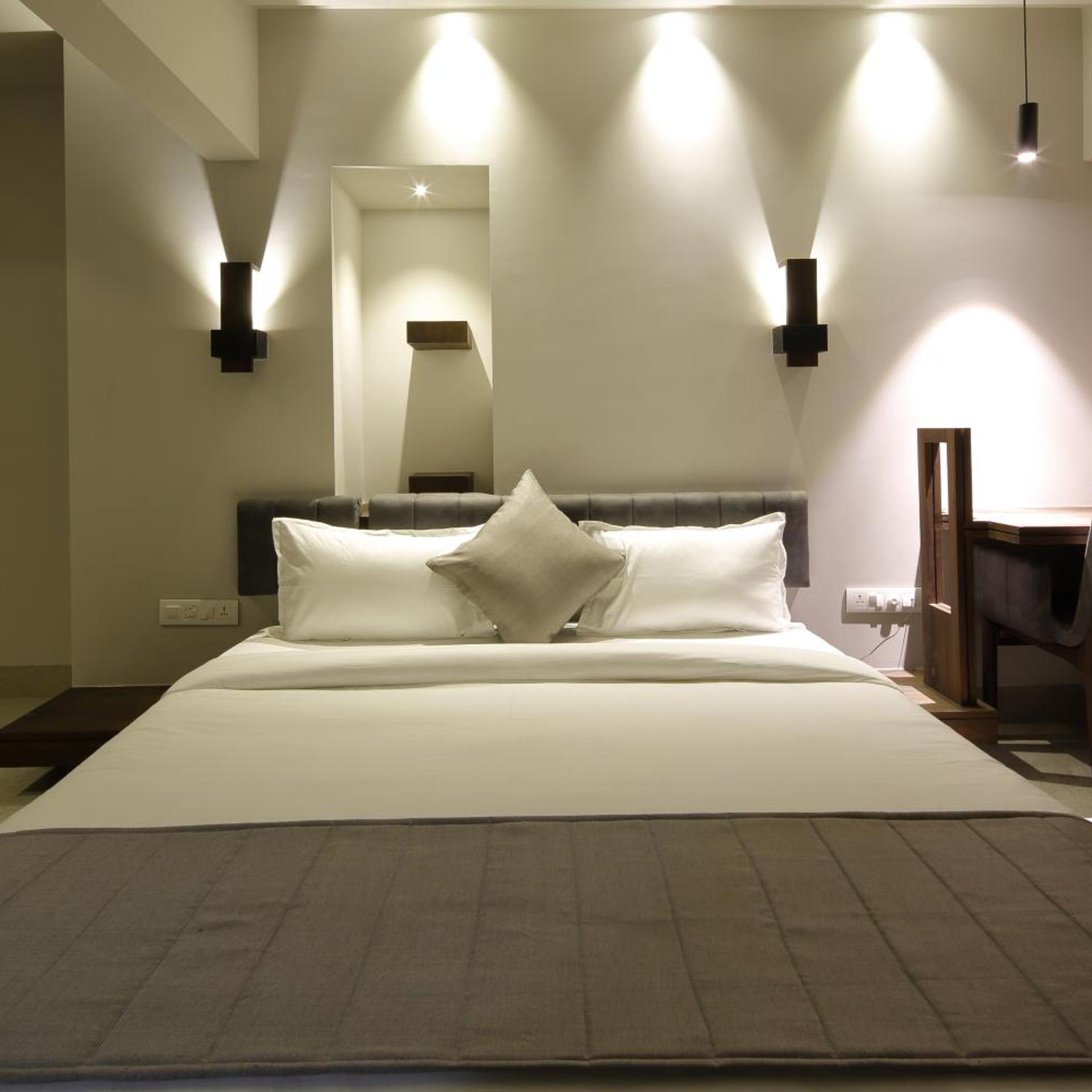 Hotel Carrefour 35/52