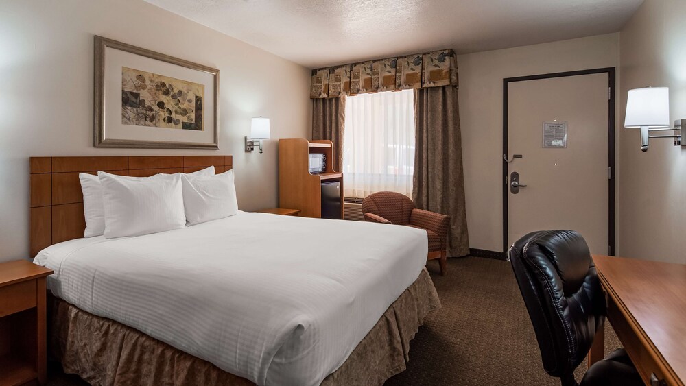 Best Western Socorro Hotel & Suites 16/36