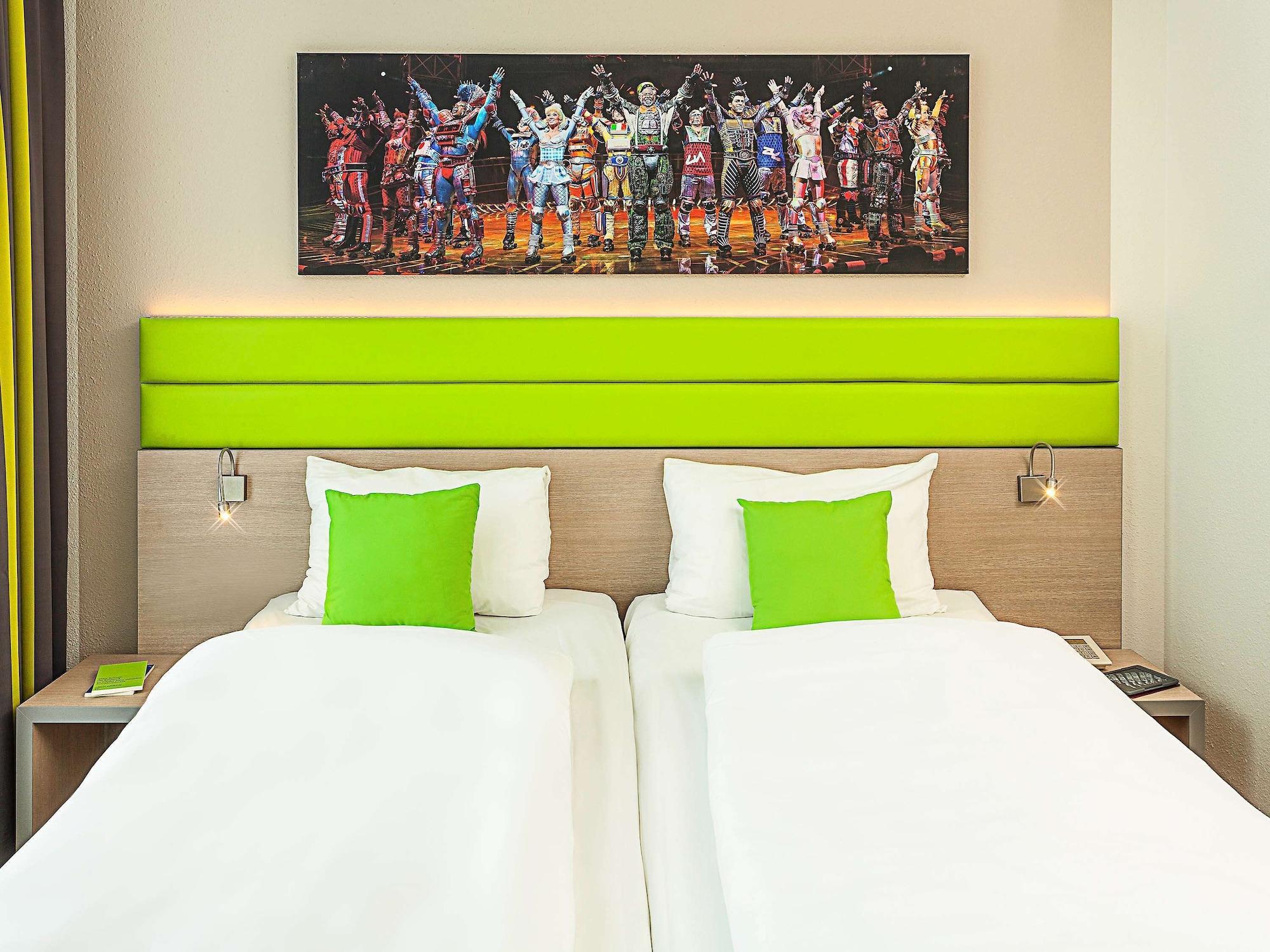 Standard, Twin Beds
