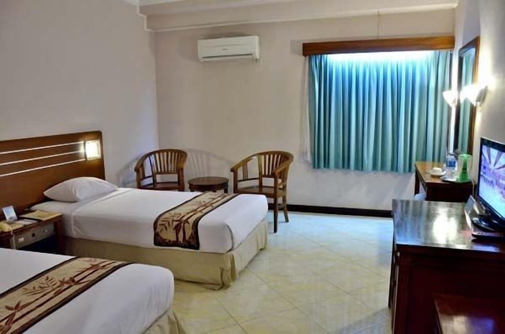 Superior, Twin Beds