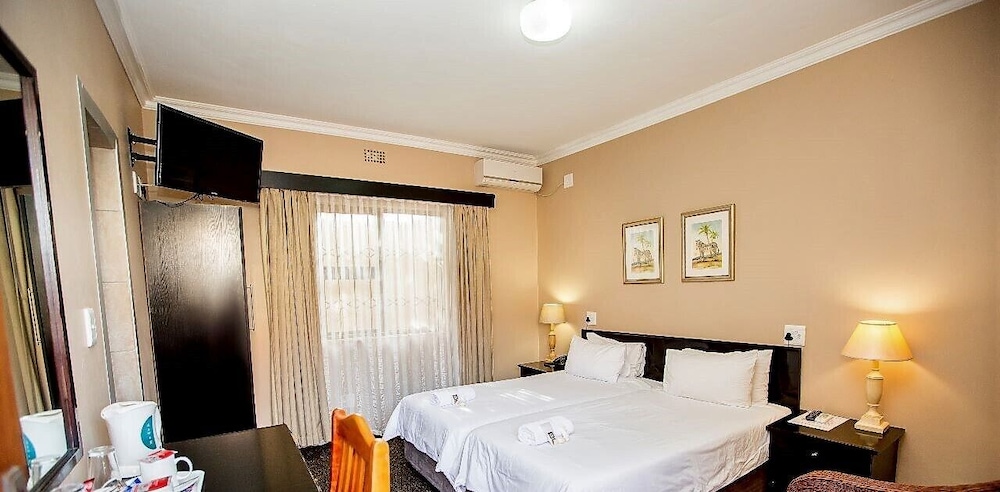 Oria Guesthouse 8/37