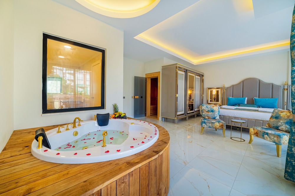 Algora Halal Hotel and Spa 29/50
