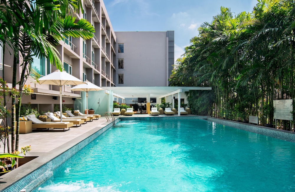 Radisson Blu Bengaluru Outer Ring Road (ex Park Plaza Bengaluru Hotel) 69/74