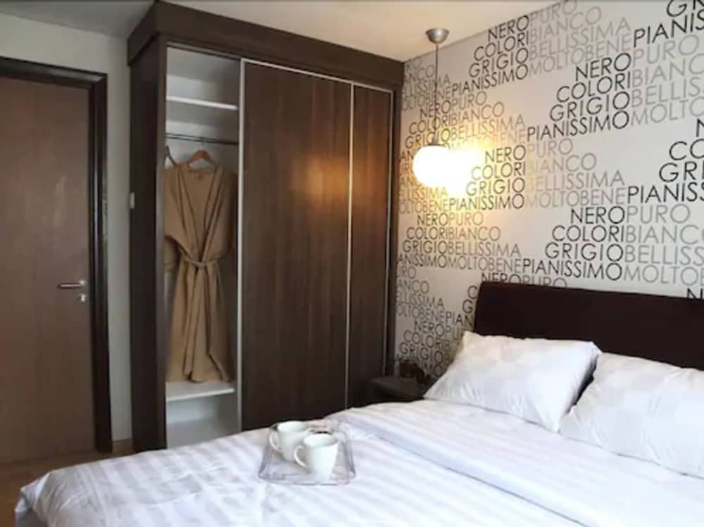 Mg Suites Hotel 11/21