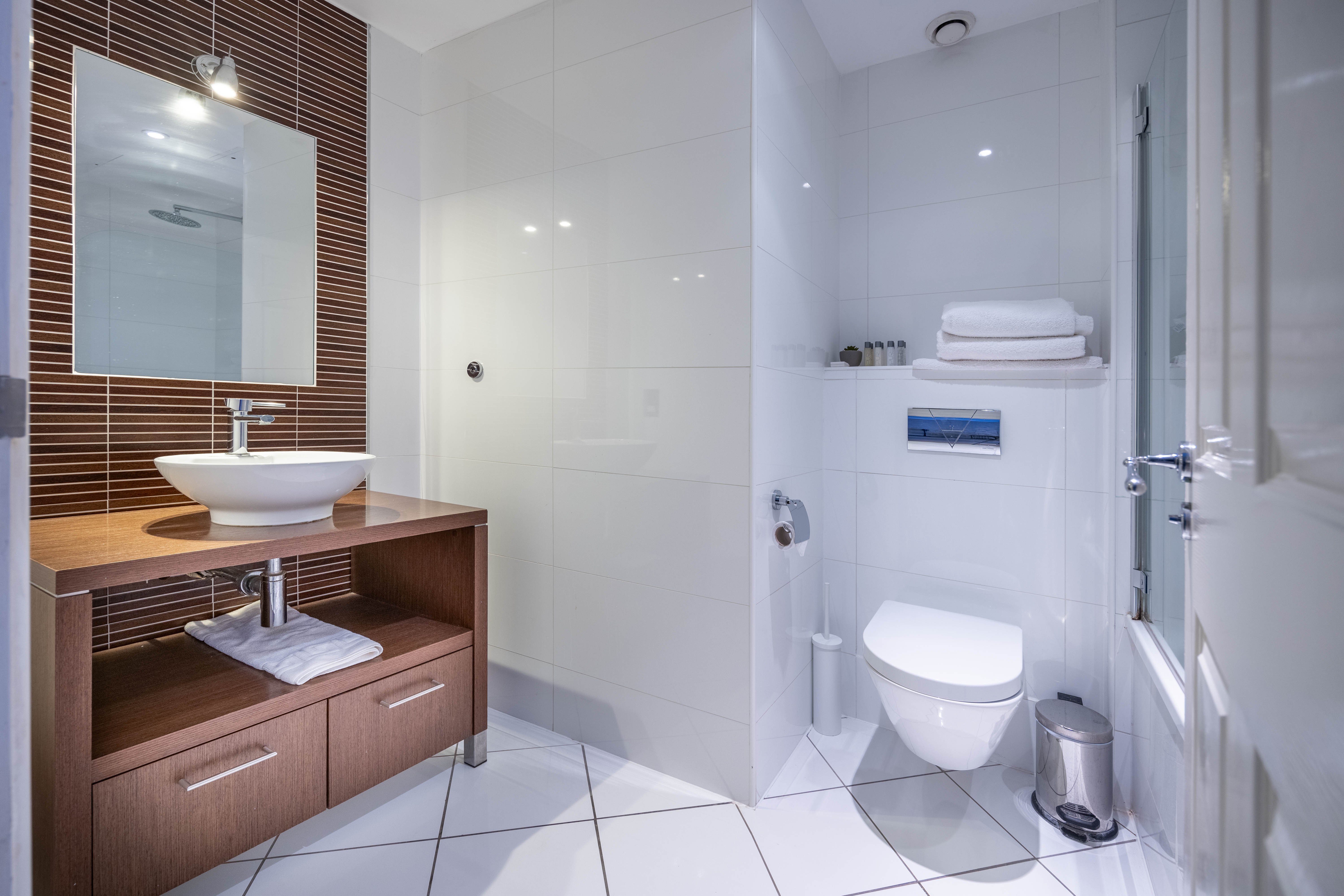 Cathedral Quarter Hotel 47/50