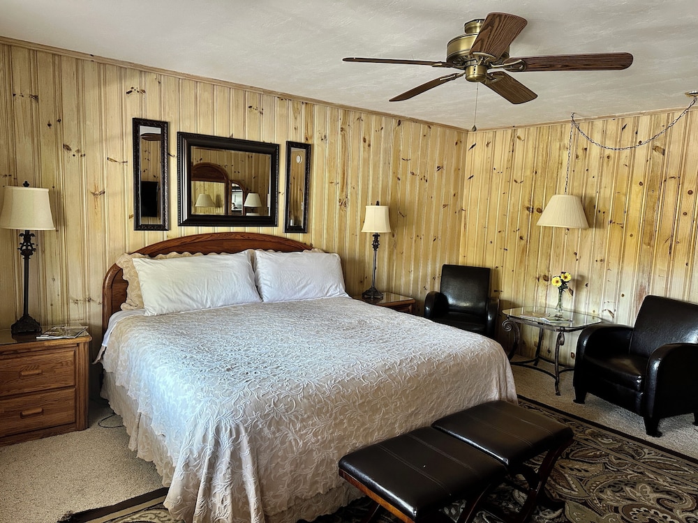 Azalea Garden Inn 22/50