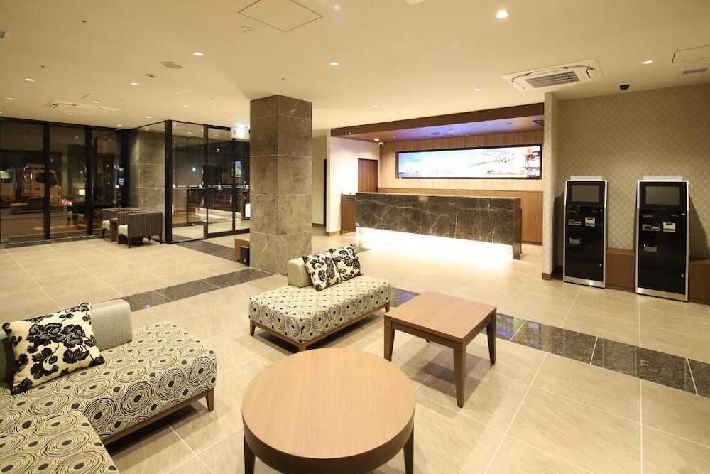 AB Hotel Osaka Sakaisuji-Hommachi 32/36