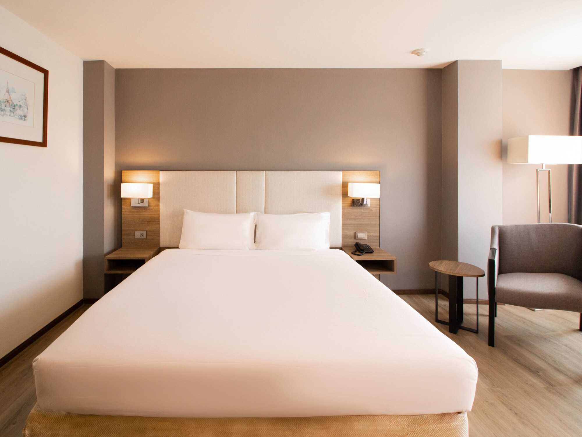 Deluxe, Double Bed 3/6