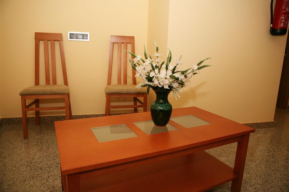 Hostal Doña Juana 17/20
