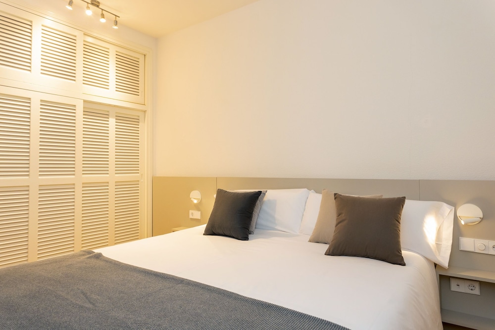 Apartamentos Ses Eufabietes 13/50