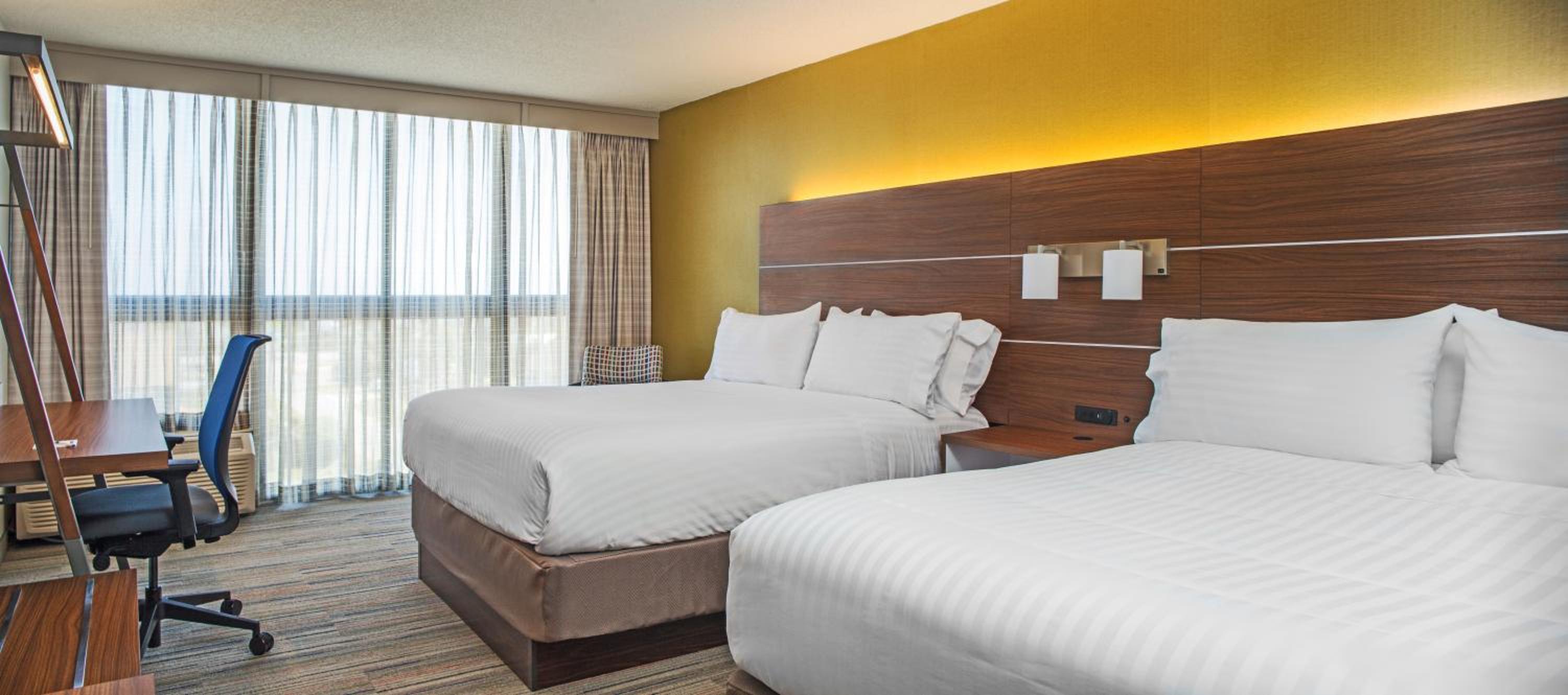 غرفة بسريرين كوين بإطلالة على المدينة، Holiday Inn Express Nags Head Oceanfront 2/5