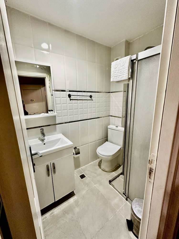 Taksim Palace Istanbul Hotel 18/18