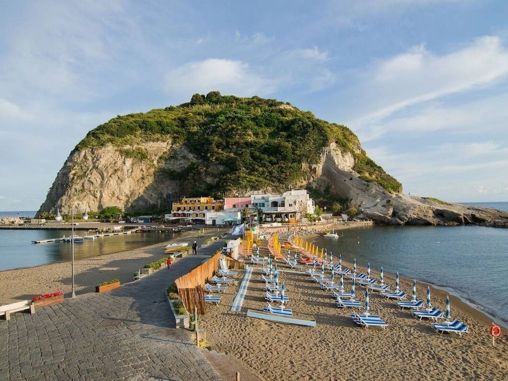 Hotel Ischia Casa Nicola 41/50