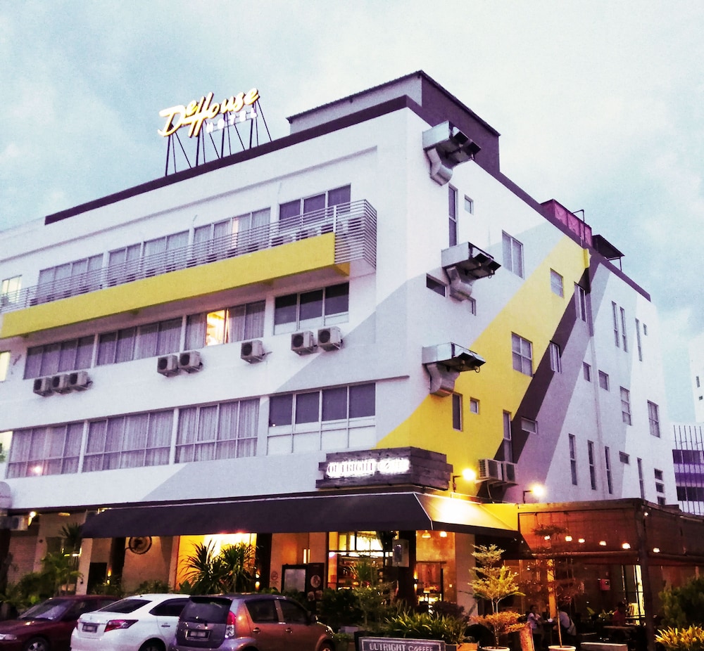 De House Hotel 1/50