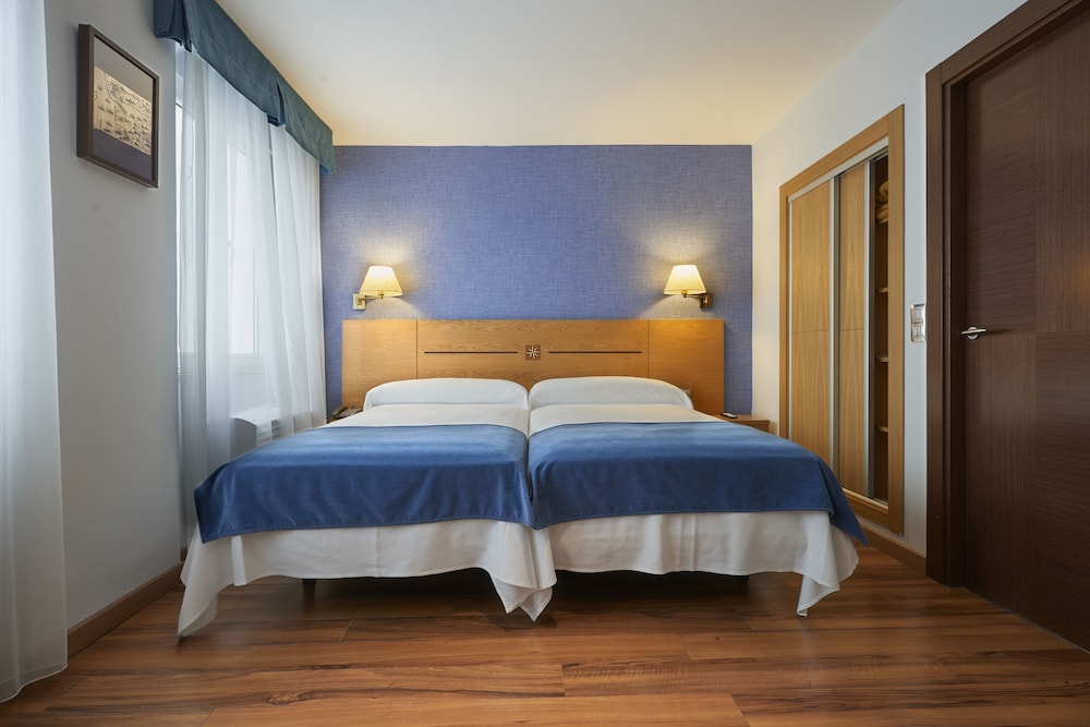Hotel 40 Nudos 8/38