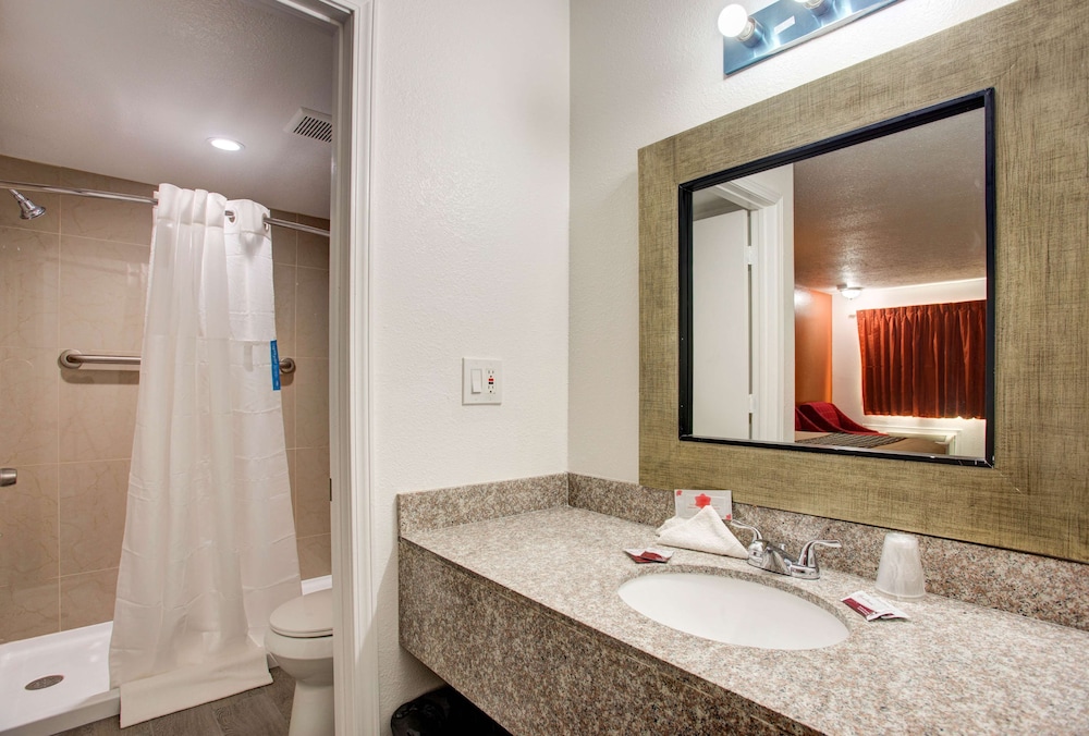 Motel6 Branson, MO 35/47