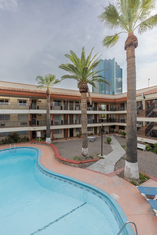 Bugambilia Hermosillo 13/62