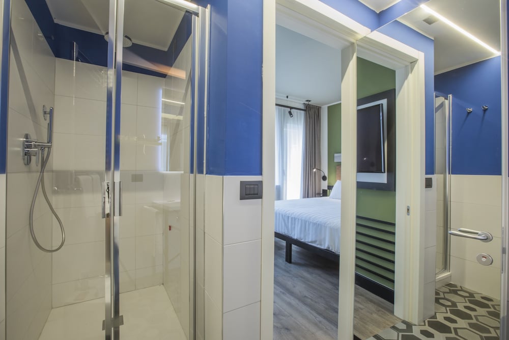 Mercure Roma Cinecitta 24/66
