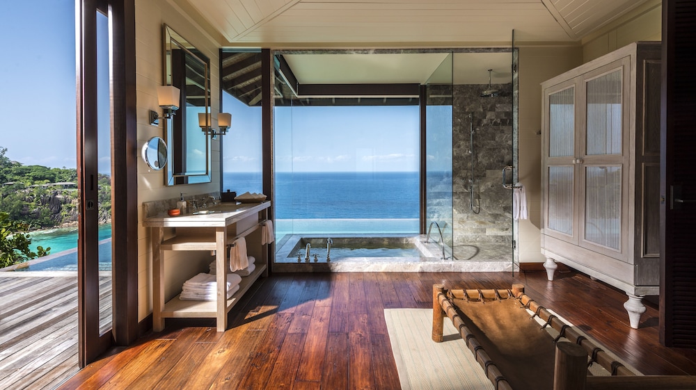 Four Seasons Resort Seychelles 10/60