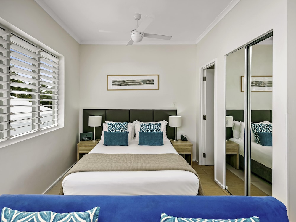 Mantra Portsea Port Douglas 23/62