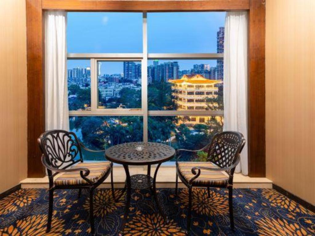 Huiquan Hotel 33/46