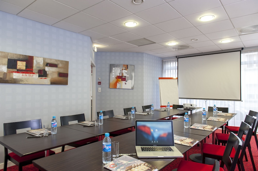 BRIT HOTEL BELFORT CENTRE-LE BOREAL 56/62