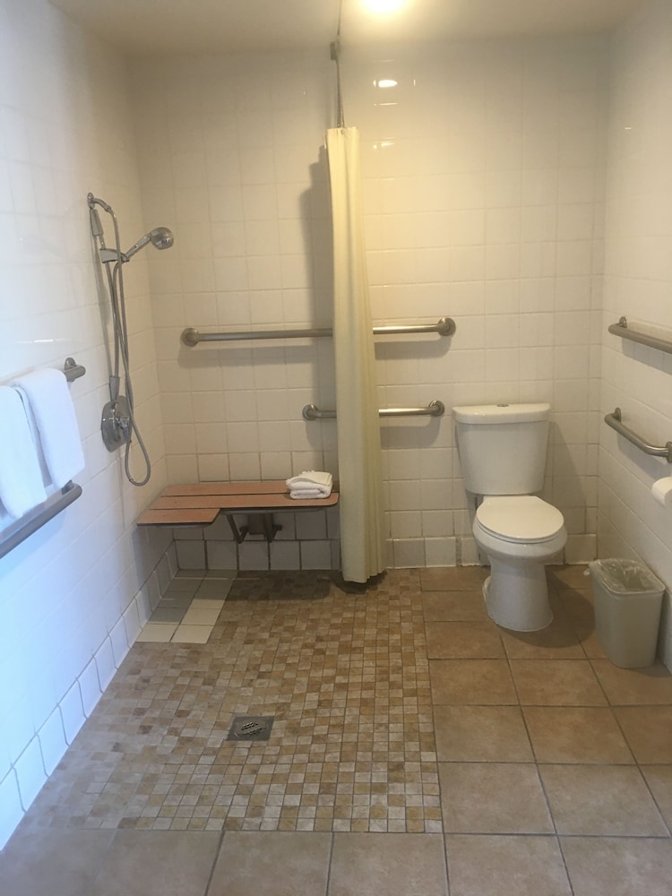 Kings Inn Anaheim 59/62