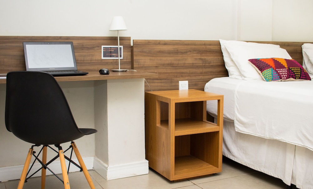 ICARAI SUITES 22/63